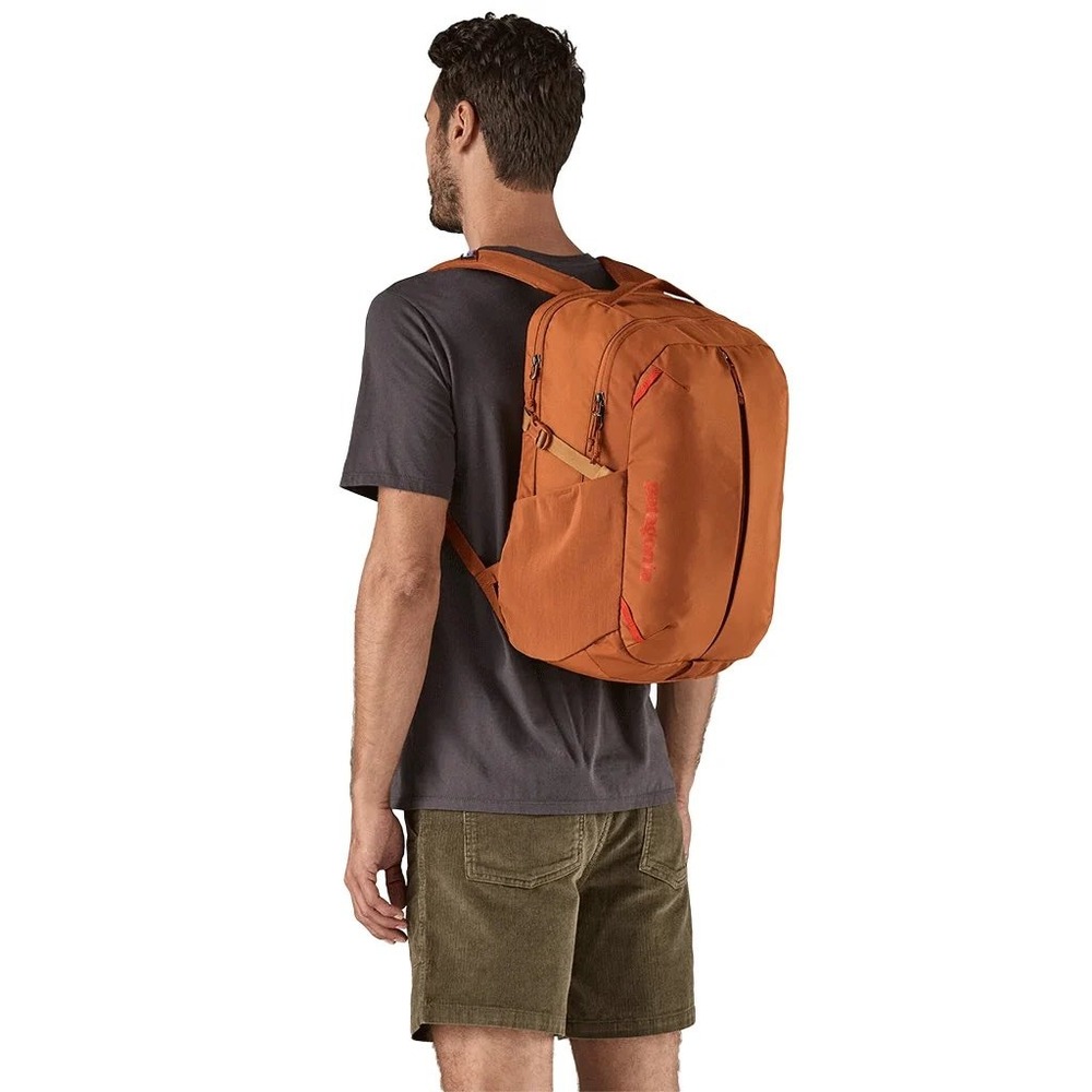 Patagonia Refugio Backpack 26L Robin Brown New with Tags $109 Retail